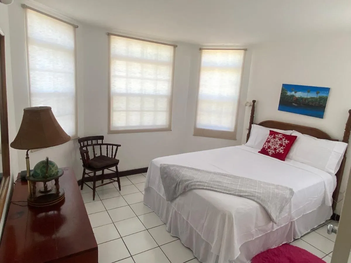 A19 Sea Castles Ocean View Daire Montego Bay 0*,  Jamaika